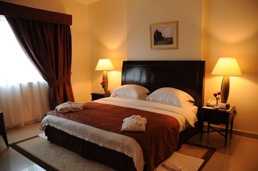 Clifton International Hotel Fujaira Esterno foto
