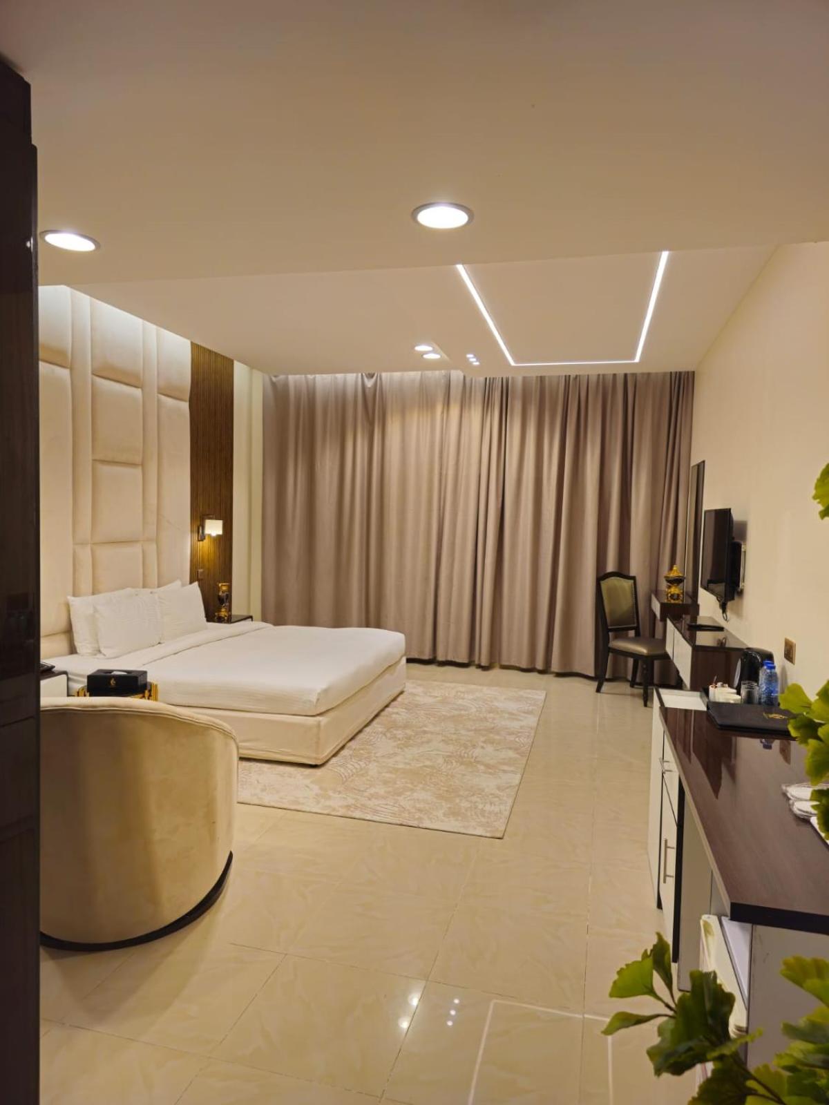 Clifton International Hotel Fujaira Esterno foto